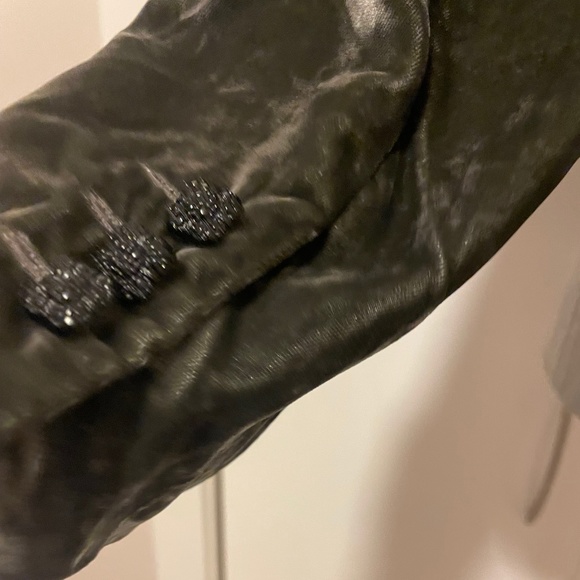 Silver/Gray Crushed velvet three-button blazer - Picture 5 of 5